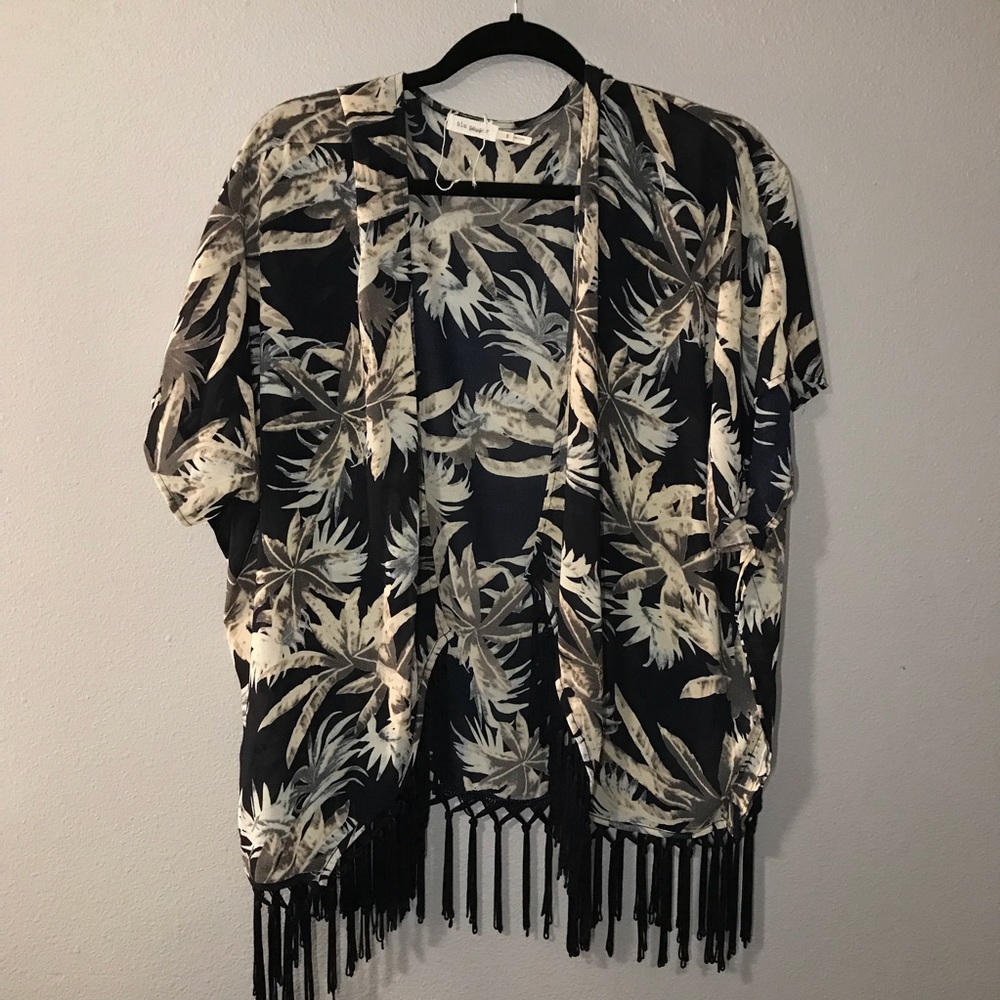Floral Short sleeve kimono